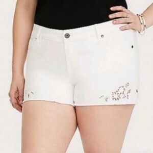 TORRID 3.5" Denim Cut Off Shorts White Mid Rise Raw Hem Laser Size 16